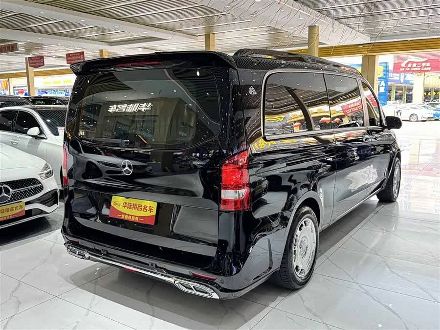 Mercedes Benz Vito
