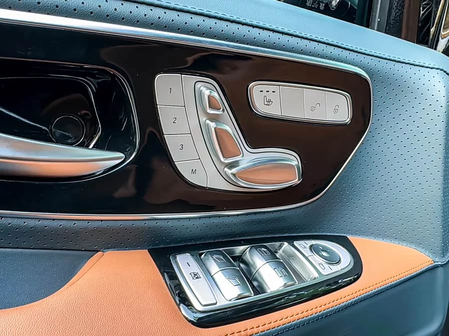 Mercedes Benz Vito