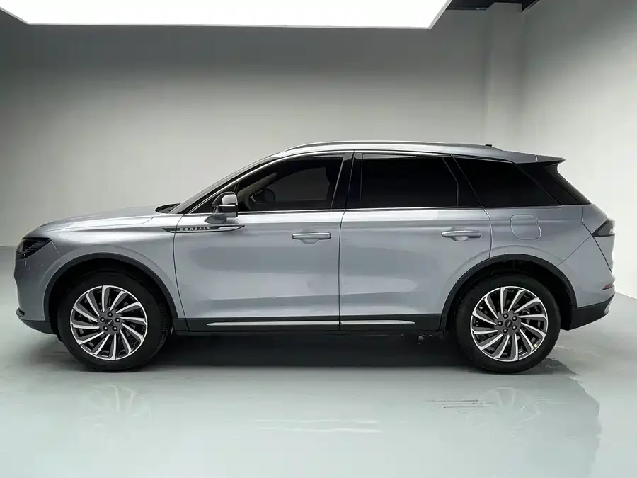 Lincoln Adventurer