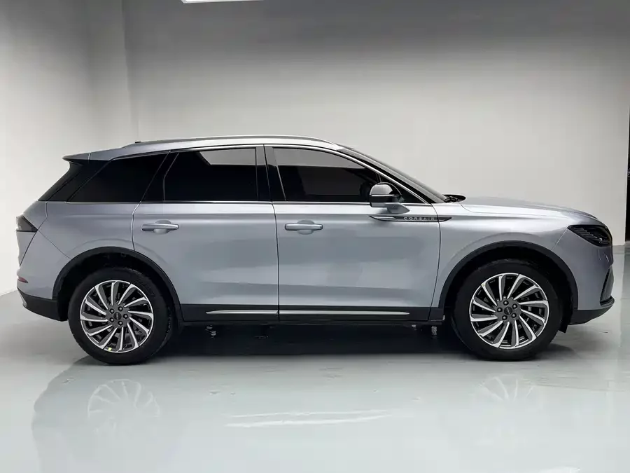 Lincoln Adventurer