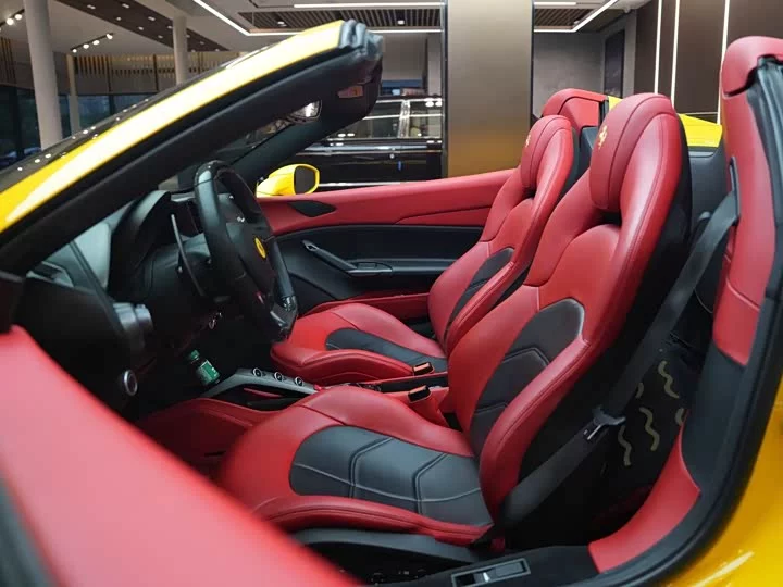 ferrari 488
