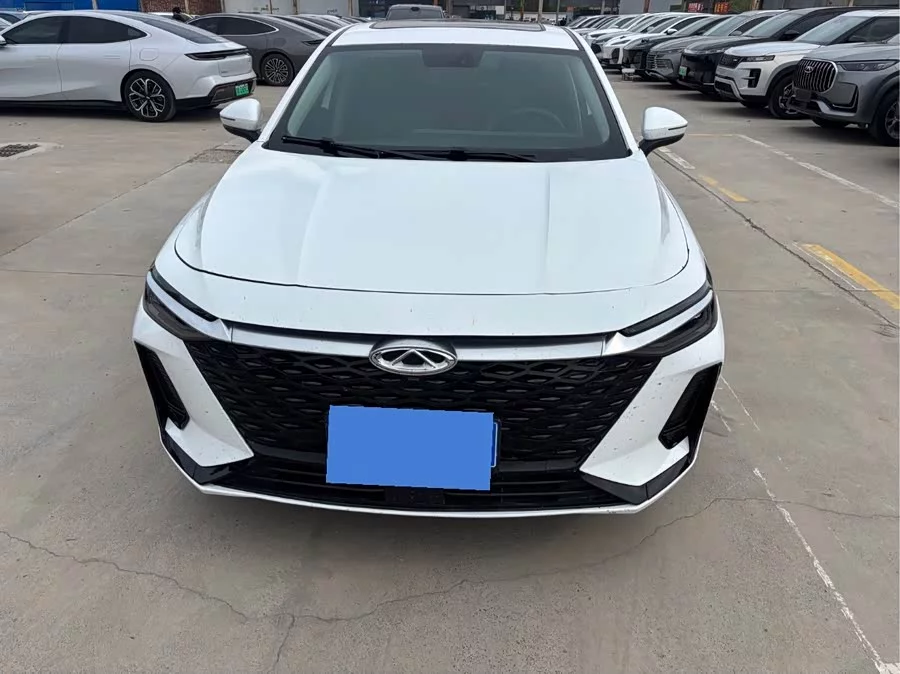 Chery Arrizo 8
