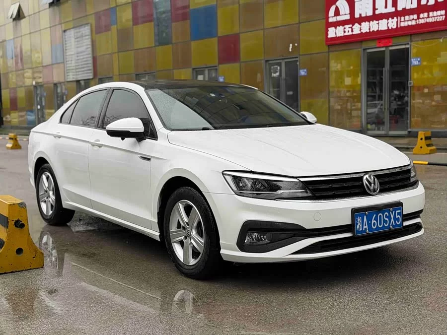 Volkswagen Lingdu
