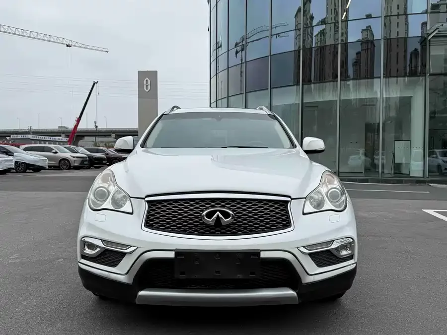 Infiniti QX50