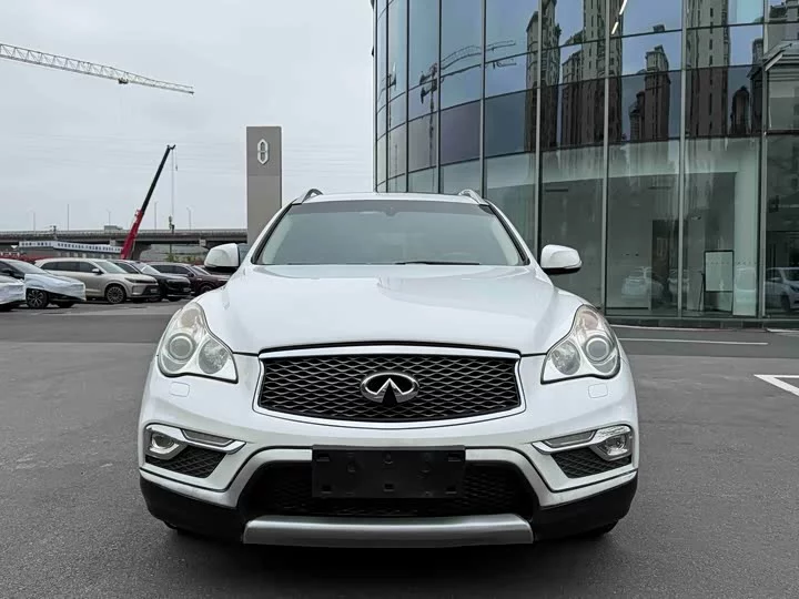 Infiniti QX50