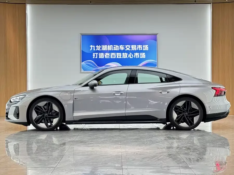 Audi e-tron GT