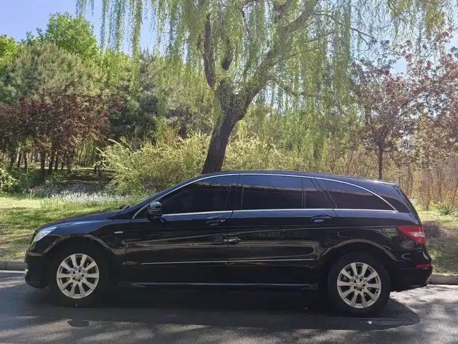 Mercedes Benz R-rated