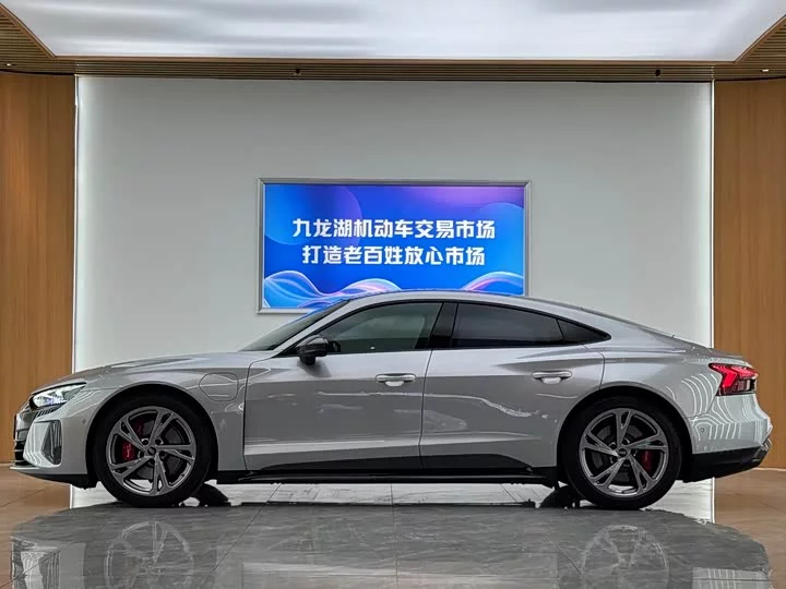Audi e-tron GT