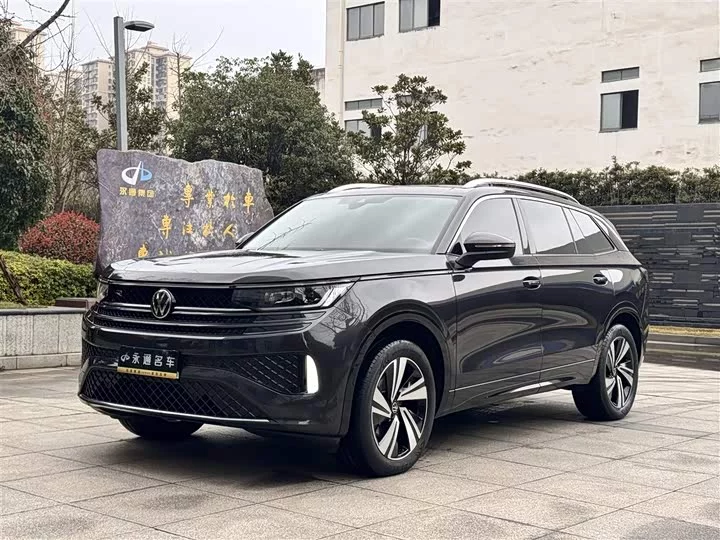Volkswagen patrol
