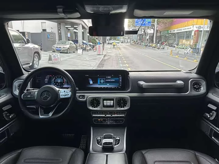 Mercedes-Benz G-rated