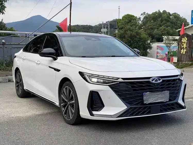 Chery Arrizo 8