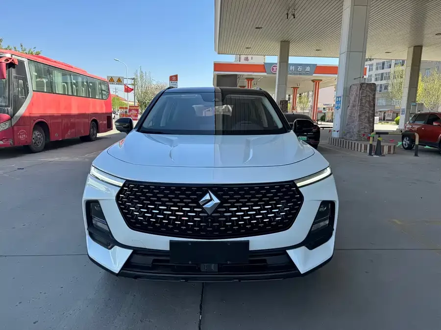 Baojun RS-5