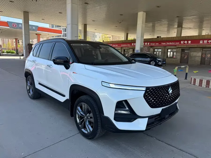Baojun RS-5