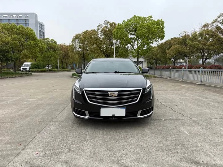 Cadillac XTS