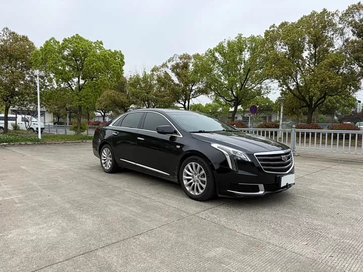 Cadillac XTS