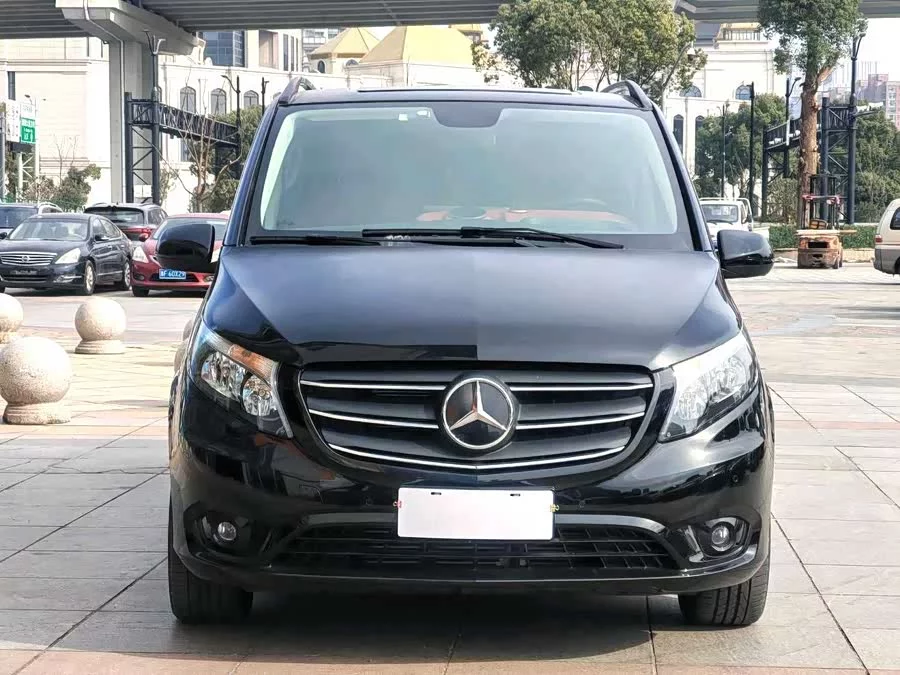Mercedes Benz Vito