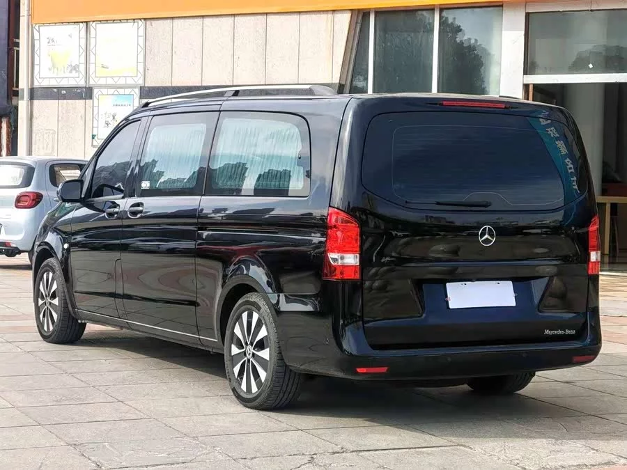 Mercedes Benz Vito
