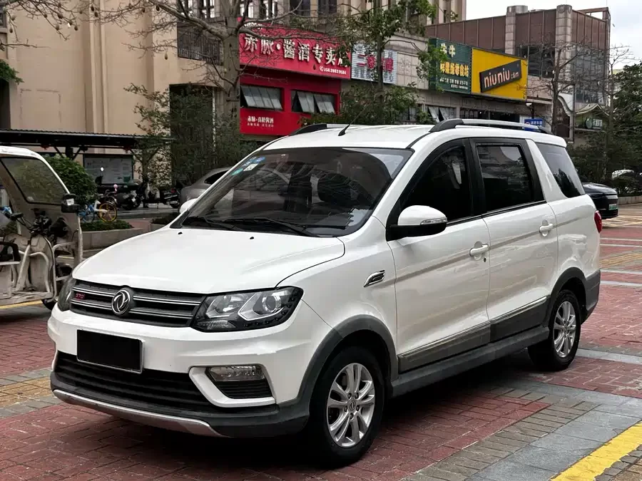 Dongfeng Fengguang 370