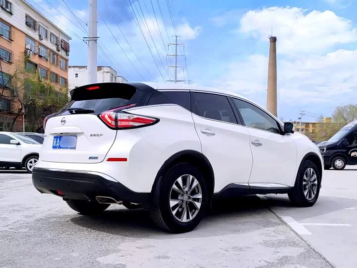 Nissan Loulan