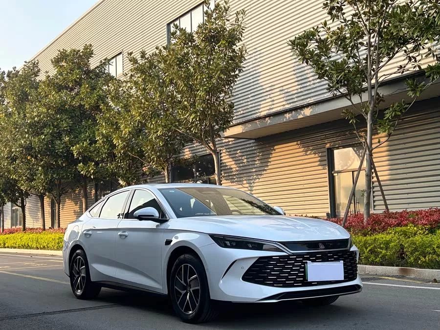 BYD Qin L