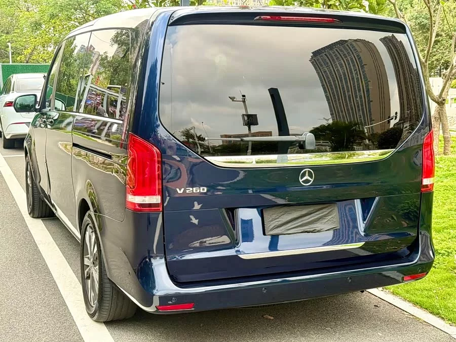 Mercedes Benz Class V