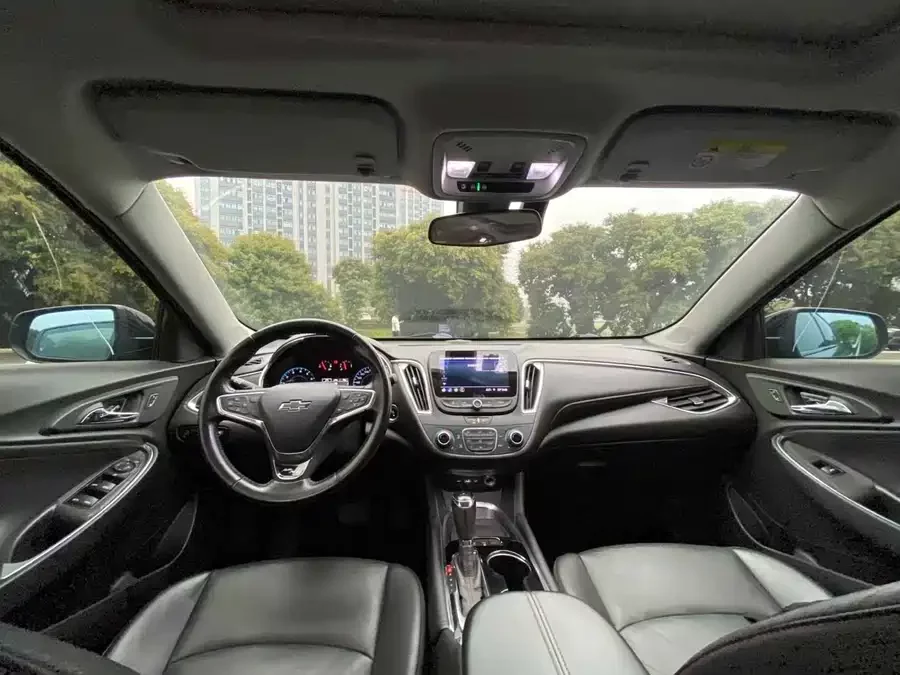 Chevrolet Malibu XL