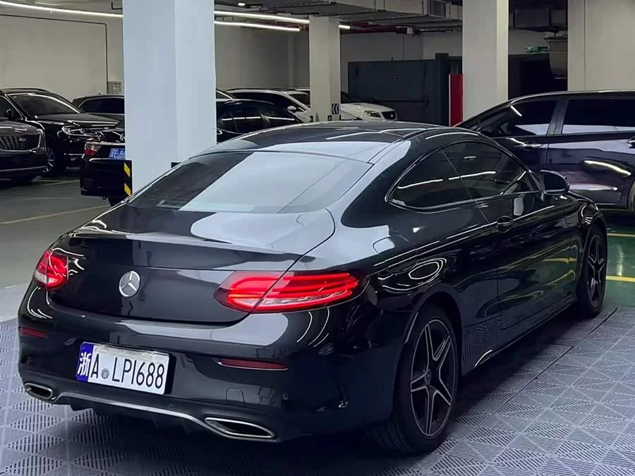 Mercedes-Benz C-Class