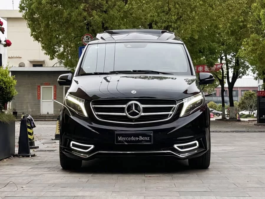 Mercedes Benz Class V