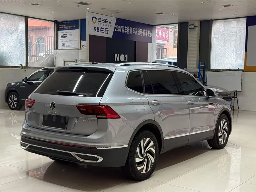 Volkswagen Tiguan L