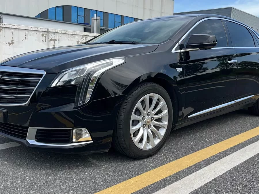 Cadillac XTS