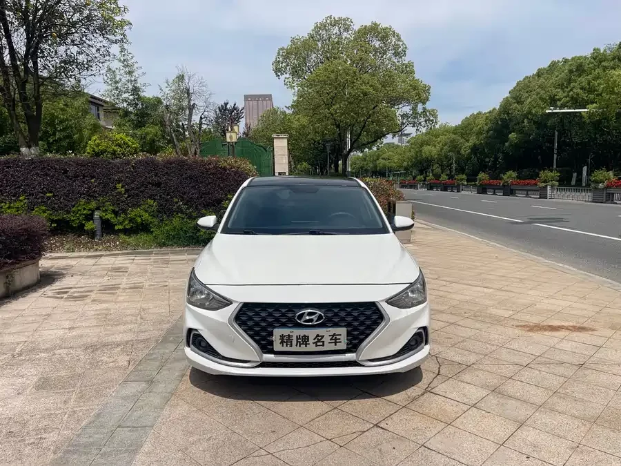 Hyundai Elantra / Celesta
