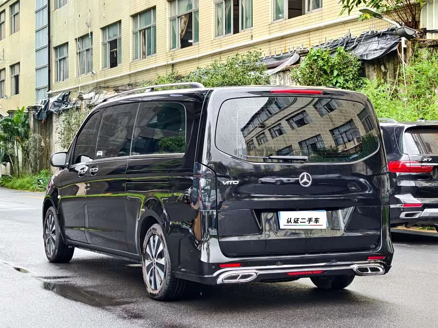 Mercedes Benz Vito