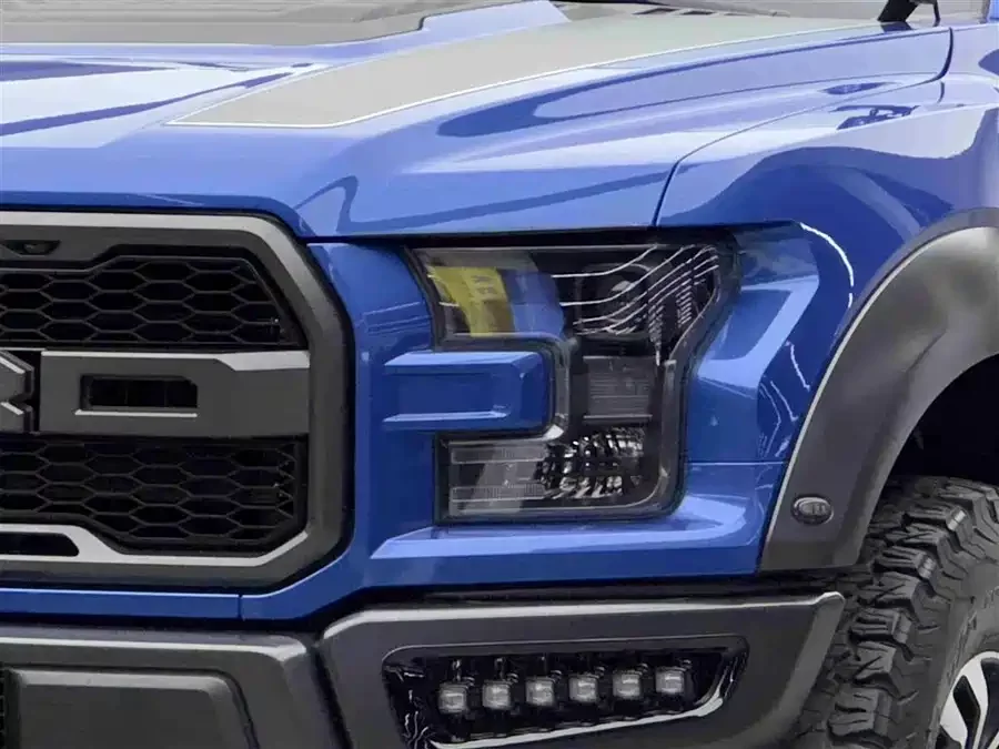 Ford F-150 Raptor