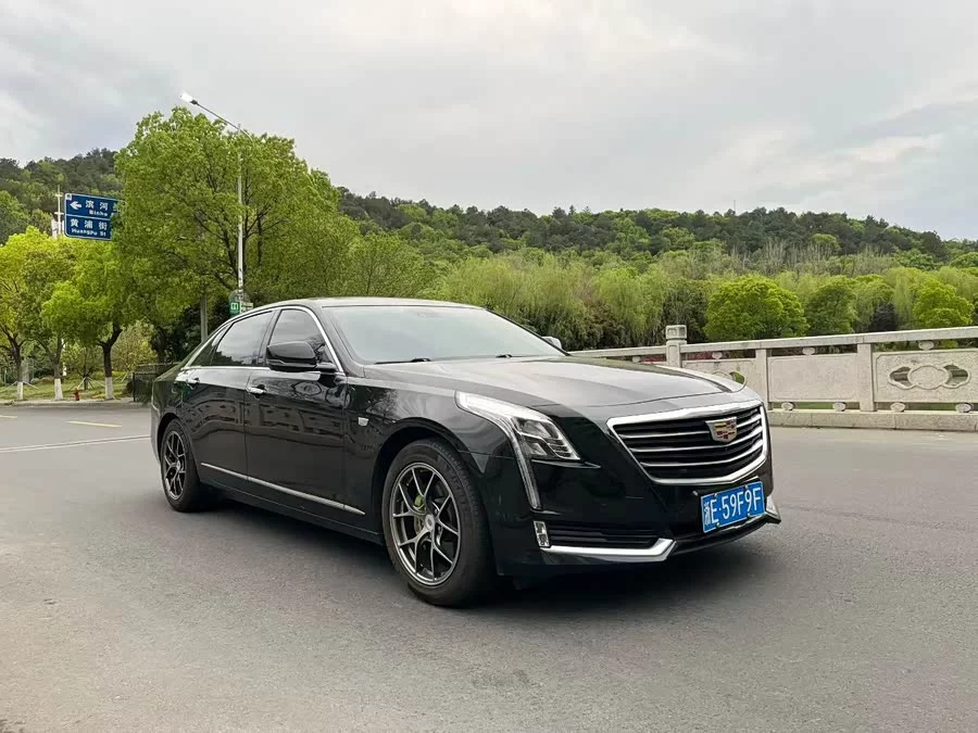 Cadillac CT6