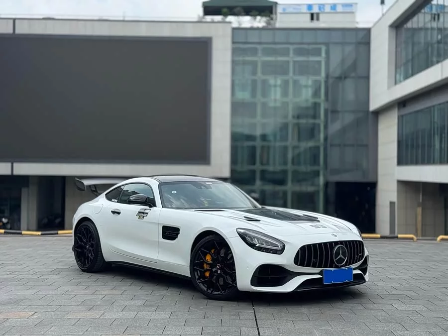 Mercedes Benz AMG GT