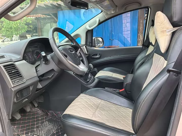 JAC Ruifeng M4