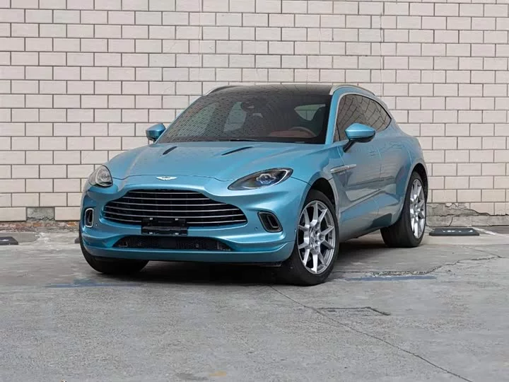 Aston Martin DBX