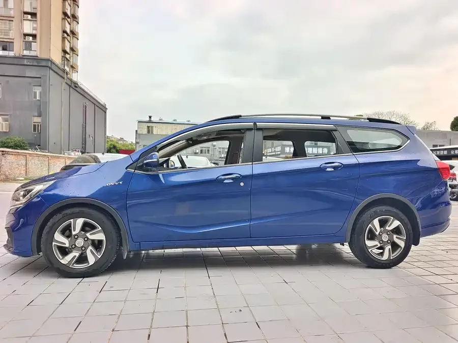 Baojun 310W