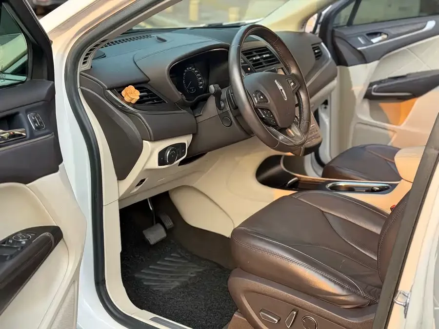 Lincoln MKC