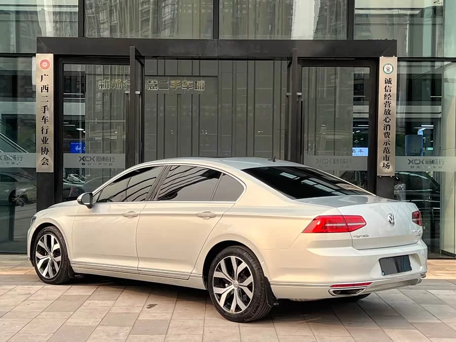 Volkswagen Magotan