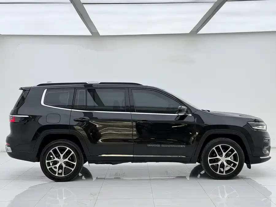 Jeep Commander