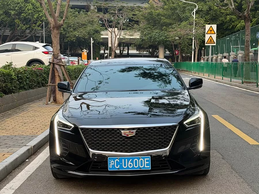 Cadillac CT6