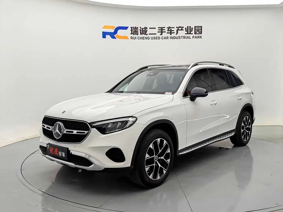 Mercedes Benz GLC