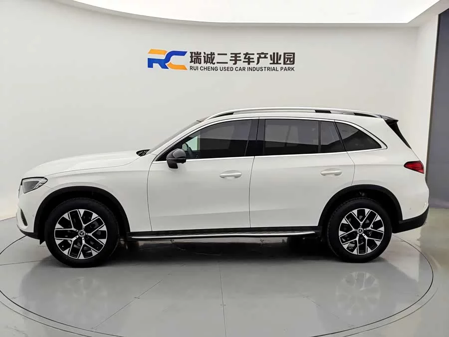 Mercedes Benz GLC