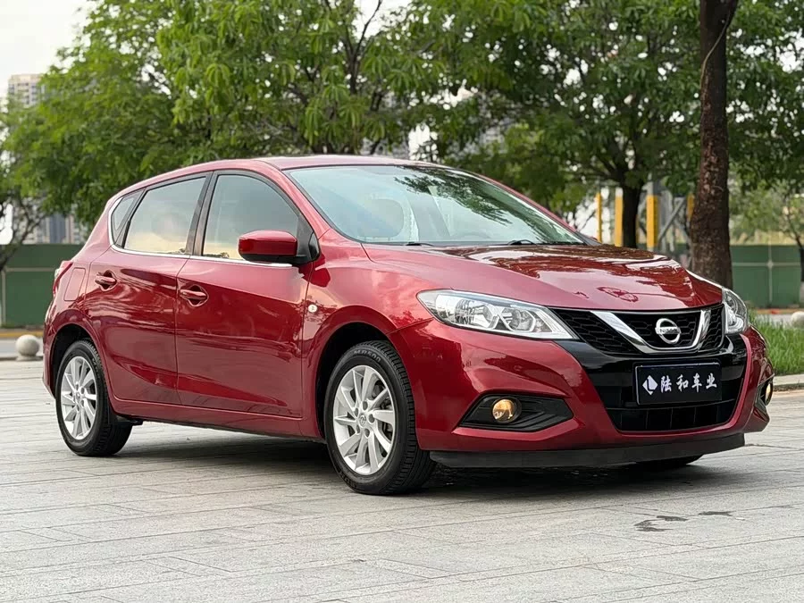 Nissan Tiida