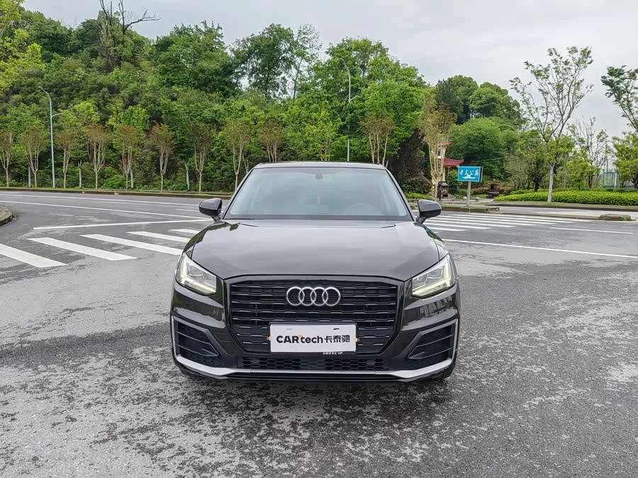 Audi Q2L