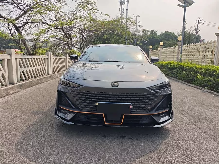 Changan UNI-V
