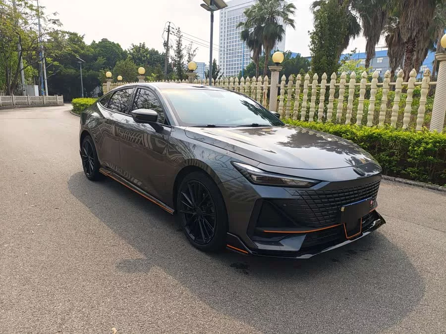 Changan UNI-V