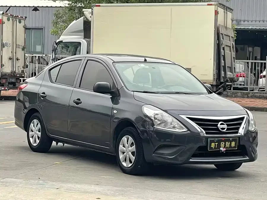 Nissan Sunny