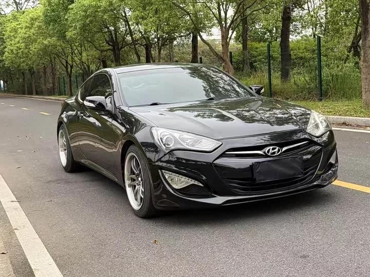 Hyundai Genesis-Coolpad